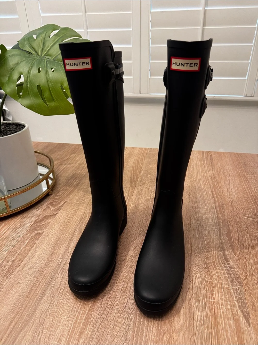 Hunter Tall Adjustable Double Buckle Rain Boots – Black – Women’s US 7
